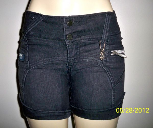 Short jeans preto frente